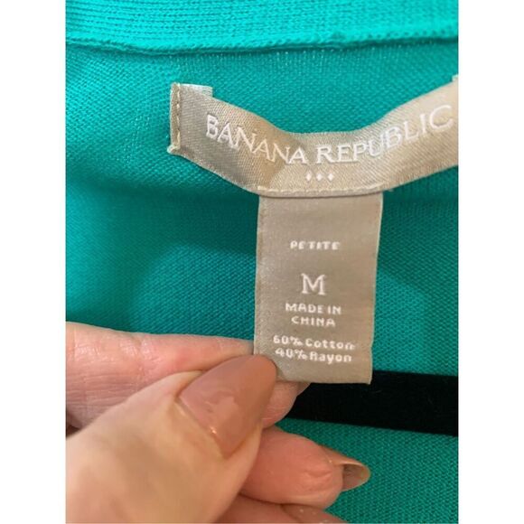 BANANA REPUBLIC CARDIGAN GREEN LONG SLEEVE BUTTON UP POCKETS PREPPY SZ M NWT - Picture 4 of 12